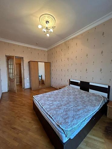 Аренда квартир: Sahil metrosu yaxınlığında eve səliqəli 2 xanım axtarılır. 225 manat — 3