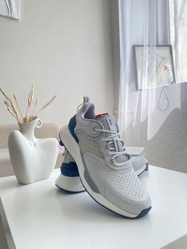 Кроссовки и спортивная обувь: НОВЫЕ КРОССОВКИ В наличии ✅ Li-Ning оригинал 💯 Размер: 44
