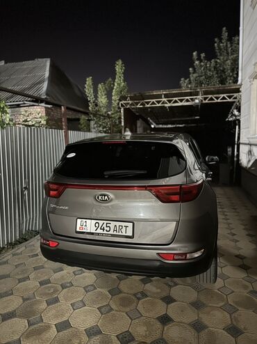 Kia: Kia Sportage: 2018 г., 2.4 л, Типтроник, Бензиновая, Кроссовер at lalafo.kg — 4 Kia: Kia Sportage: 2018 г., 2.4 л, Типтроник, Бензиновая, Кроссовер — 4