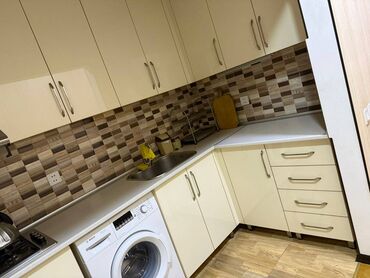 Uzunmüddətli kirayə mənzillər: Tbilisi prospektində, Ənvər Hüseynov küçəsində, 8 Noyabr metrosuna -da lalafo.az — 9 Uzunmüddətli kirayə mənzillər: Tbilisi prospektində, Ənvər Hüseynov küçəsində, 8 Noyabr metrosuna — 9