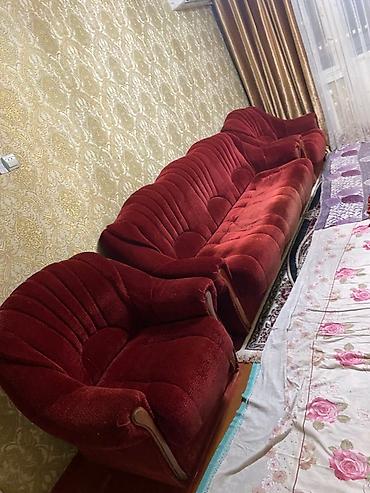 Прямые диваны: Прямой диван, Б/у — 3