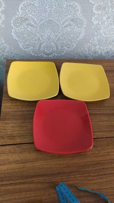 Посуда: Прозрачное блюдо в форме рыбы. Оригинальный предмет сервировки — 9