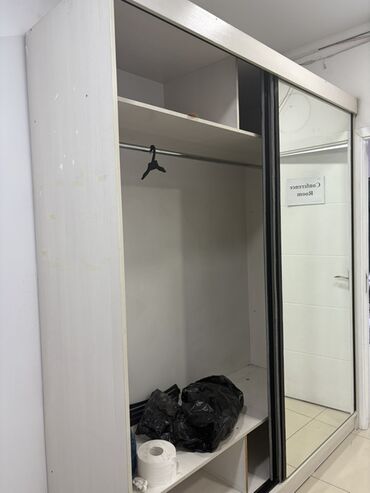 Офисные столы: Офисный стол, Нерегулируемый, Прямоугольный, ЛДСП — 16