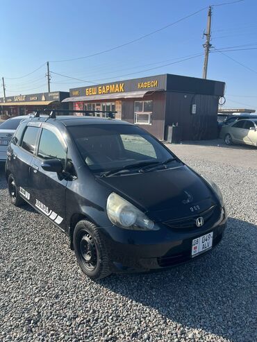 Honda: Honda Fit: 2005 г., 1.3 л, Вариатор, Бензин, Хэтчбэк
