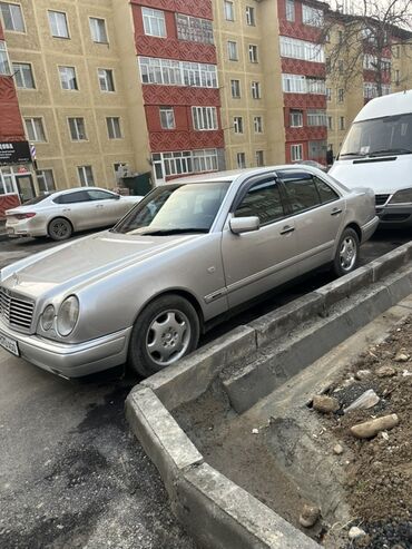 Mercedes-Benz: Mercedes-Benz E-Class: 1997 г., 3 л, Автомат, Дизель, Седан — 10