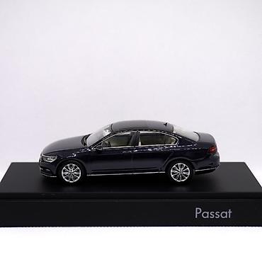 pokemon karti: Volkswagen Passat B8 modeli, dealer edition • İstehsalçı - Herpa • — 1