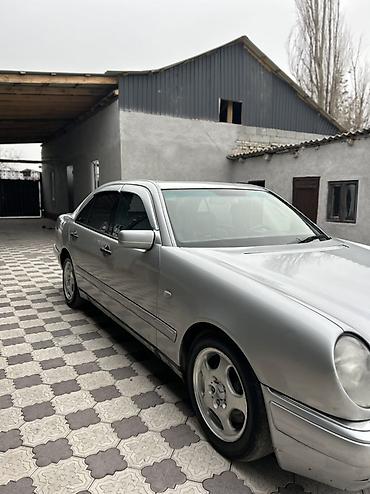 решотки: Mercedes-Benz E-Class: 1996 г., 4.2 л, Автомат, Седан — 9