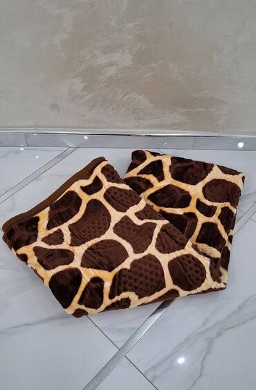 Ostali tekstil: Ćebe za jednu osobu 150x200 2400din — 7