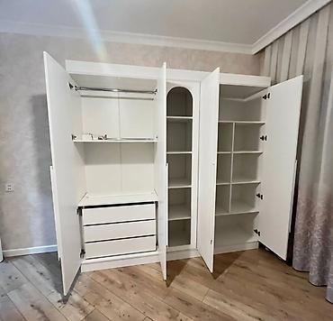 İşlənmiş, 4 qapılı, Siyirməli, Ağ, Açılan, Düz dolab lalafo.az -da İşlənmiş, 4 qapılı, Siyirməli, Ağ, Açılan, Düz dolab