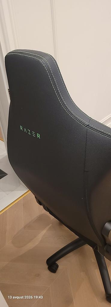 set mebel: Razer Iskur X oyun kreslosu - Brend və model: Razer Iskur X (arxa — 2