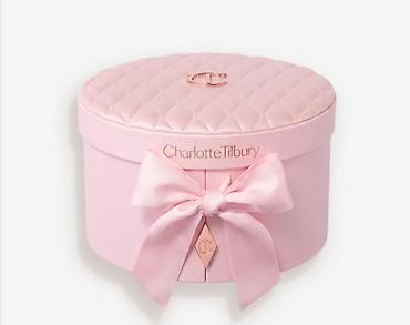 Красота и здоровье: **Charlotte Tilbury kosmetik hədiyyə seti** Zərif çəhrayı dizayna — 1