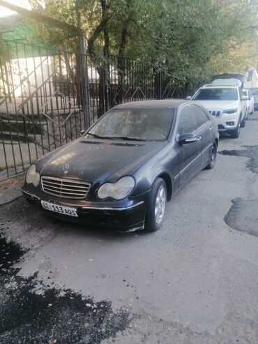 через банк машина: Mercedes-Benz : 2001 г., 2.6 л, Автомат, Газ, Седан