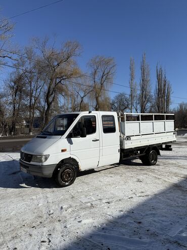 мерс грузовой 1117: Легкий грузовик, Б/у