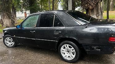 Продажа авто: Mercedes-Benz E-Class: 1994 г., 3.2 л, Автомат, Бензин, Седан — 4