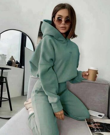 Gornji i donji deo: Full termo trenerke — 12