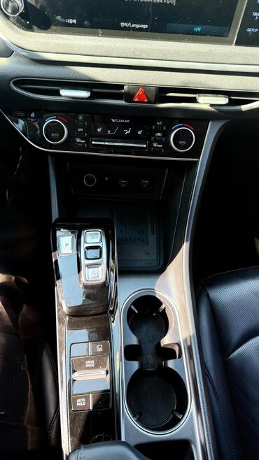 Hyundai: Hyundai Sonata: 2019 г., 2 л, Автомат, Газ, Седан — 9