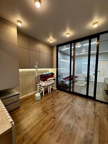 Продажа квартир: 2 комнаты, 56 м², Элитка, 1 этаж, Дизайнерский ремонт — 7
