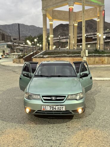 новый шыны: Daewoo Nexia: 2009 г., 1.5 л, Механика, Бензин, Седан