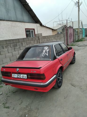 BMW: BMW 3 series: 1984 г., 2 л, Механика, Бензин, Седан