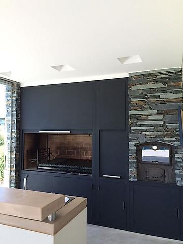 Садовая мебель: Уличные кухни/беседки под навесом в современном стиле делаем — 18