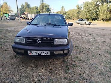 Volkswagen: Volkswagen Vento: 1992 г., 1.8 л, Механика, Бензин, Седан — 3