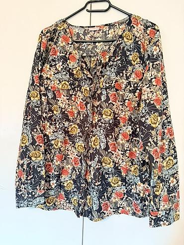 Bluze: Zenske bluze – elegantne i udobne, idealne za posao i svečane prilike — 5