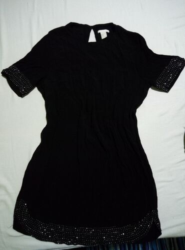 jednobojne haljine: L (EU 40), color - Black, Cocktail, Short sleeves