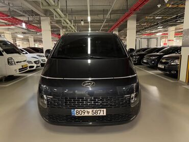 Hyundai: Hyundai Staria: 2022 г., 2.2 л, Автомат, Дизель, Минивэн — 1