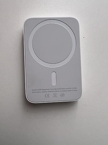 iph: Внешний аккумулятор MagSafe (модель A2384) + сетевой адаптер с кабелем — 1