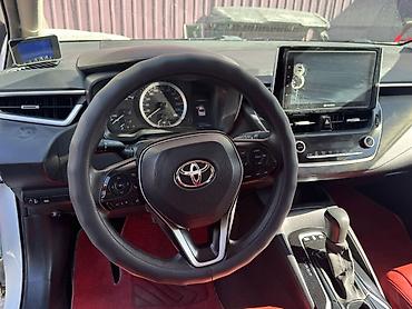 Toyota: Toyota Corolla: 2019 г., 1.8 л, Вариатор, Гибрид, Седан — 7