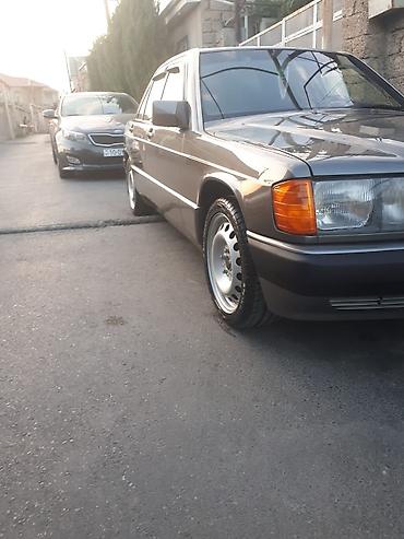 mercedes r16 disk: Satılır: 4 ədəd polad disk və təkər komplekti - Ölçü: 15" - Bolt — 4
