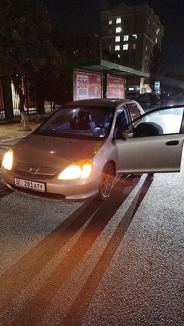toyota hice: Honda Civic: 2002 г., 1.5 л, Механика, Газ, Хэтчбэк — 2