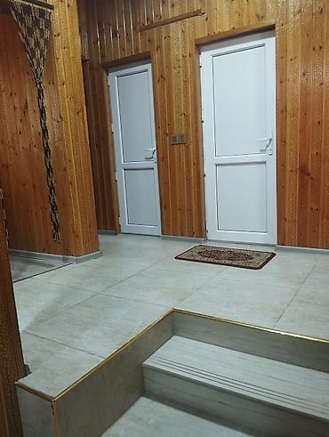 mətbəx ucun cılcıraq: Satılır: geniş və işıqlı zal üçün.Tam merkezde 3 otaq, 1 — 9