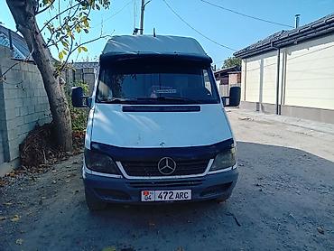 спринтер средний: Длиннобазный фургон/микроавтобус Mercedes-Benz Sprinter (поколение — 3