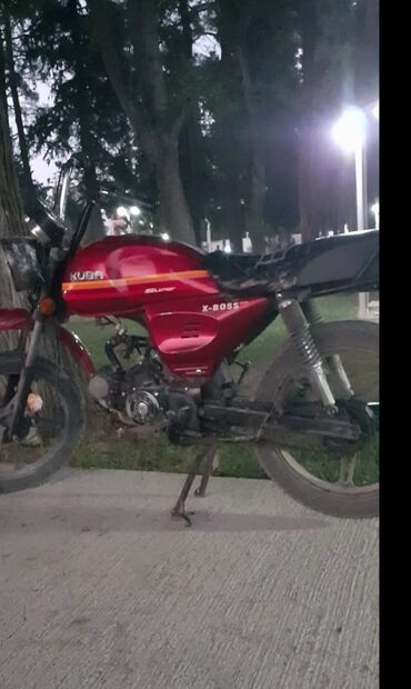 Motosikletlər: Kuba - X-Boss