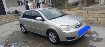 Toyota: Toyota Corolla hatchback (E12) – gümüşü rəng. - Kuzov: 5 qapılı — 5