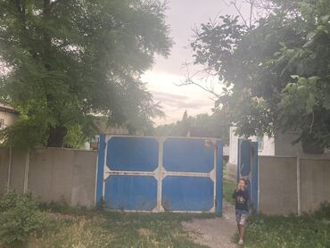 дом город бишкек: 105 м², 2 комнаты, Требуется ремонт Без мебели