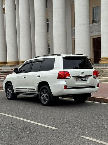 Toyota: Toyota Land Cruiser: 2014 г., 4.6 л, Автомат, Бензин, Внедорожник — 8