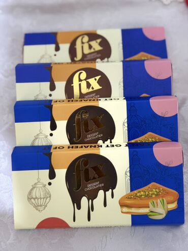 şokolad tower: Tam original Fix Dessert Chocolatier – Pista və Kunafa ilə Süd