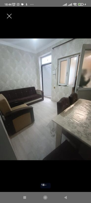 Uzunmüddətli kirayə mənzillər: Xırdalanda 2 otaqlı həyət evi kirayə verilir.50kvm . Kirayə möhtəşəm — 17