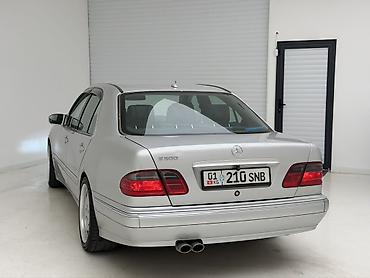 Mercedes-Benz: Mercedes-Benz E-Class: 2002 г., 5 л, Автомат, Бензин, Седан — 10