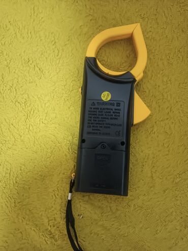 Multimetri: Digitalne strujne klešta/multimetar DT-266 Opis: - Digitalni clamp — 6