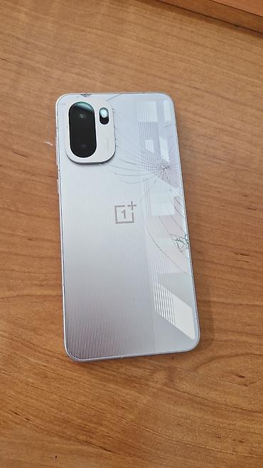 поко 8 про макс: Смартфон OnePlus Ace 6 (ColorOS 16.0.10) - Экран с врезанной — 1