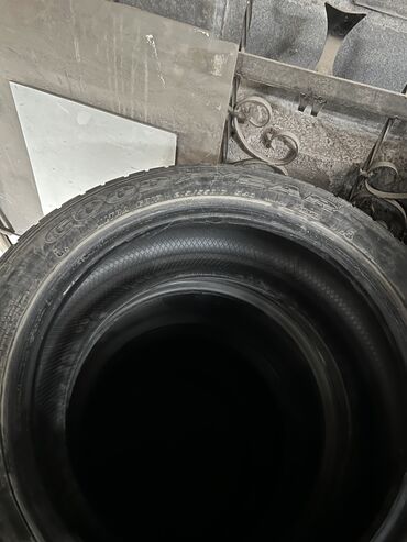 Шины: Шины 215 / 55 / R 17, Зима, Б/у, Комплект, Легковые, Япония, GoodYear