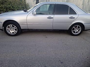 Disk təkərlər: - Disklər: Mercedes-Benz orijinal yüngül lehimli disklər (5 cüt şüalı — 16