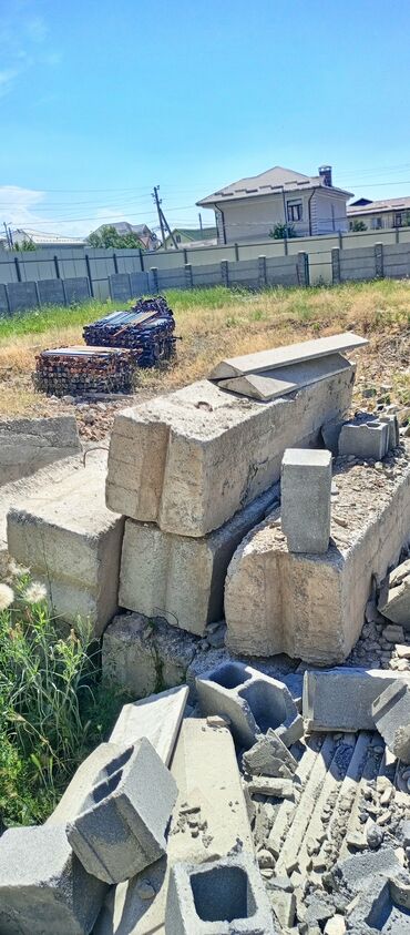 газонная трава цена: Продаю ФСК 15шт самовывоз тел : Ноль 708 58 57 восемьдесят сем цена