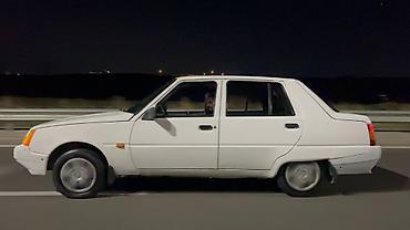 zaza moto: ZAZ 1103 Slavuta: 1.3 l | 2010 il 178000 km Sedan — 4