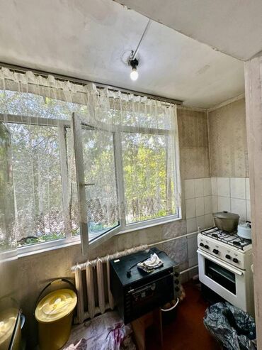 купить однокомнатные квартиры: 1 комната, 38 м², Индивидуалка, 2 этаж, Косметический ремонт