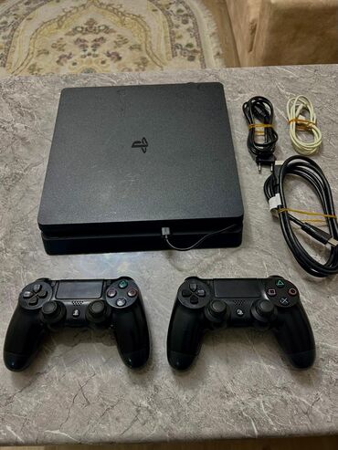 islenmis iphone kreditle: Playstation 4 Slim model. Proşifkalı. 11.00 ideal vəziyyətdə,plomb