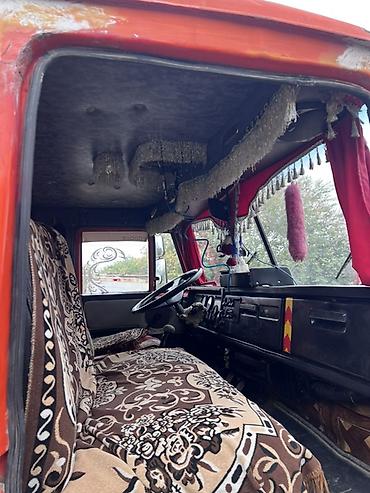 inci akü 72: KAMAZ 6x4 tipli özboşaldan yük maşını - Gövdə: ağır işlər üçün — 7